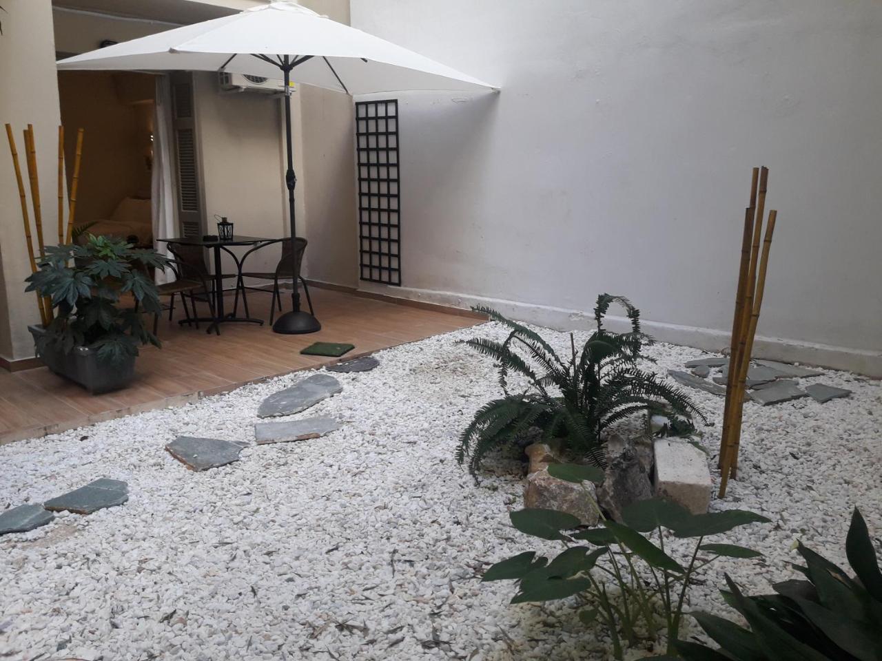 Studio Posh With Garden In Kolonaki Athens Luaran gambar